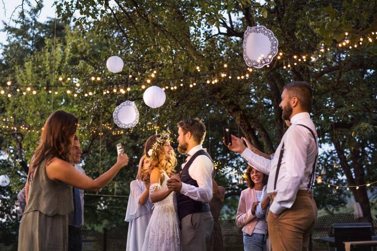 Mariage : comment réunir toutes les générations sur le dancefloor ?