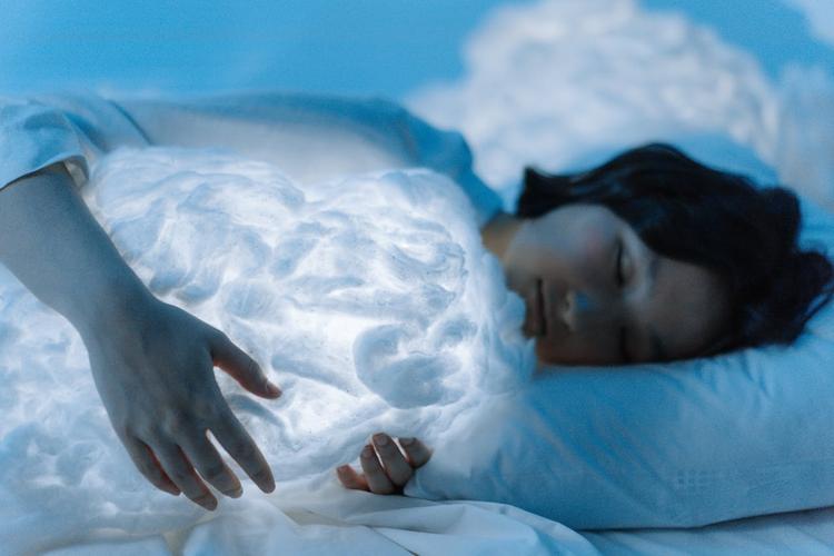 Rêver d'un inconnu : Découvrez la signification de ce rêve mystérieux !