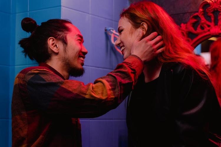 Combien de temps faut-il pour tomber amoureux ? Voici la réponse !